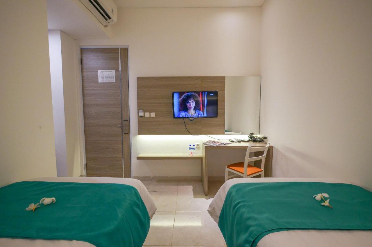 Nivasa Hotel 乌干沙 外观 照片