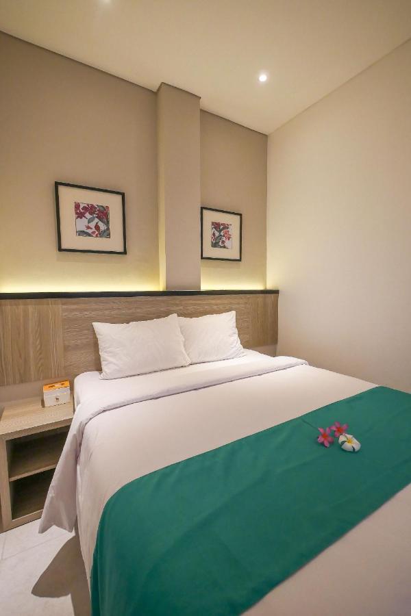 Nivasa Hotel 乌干沙 外观 照片