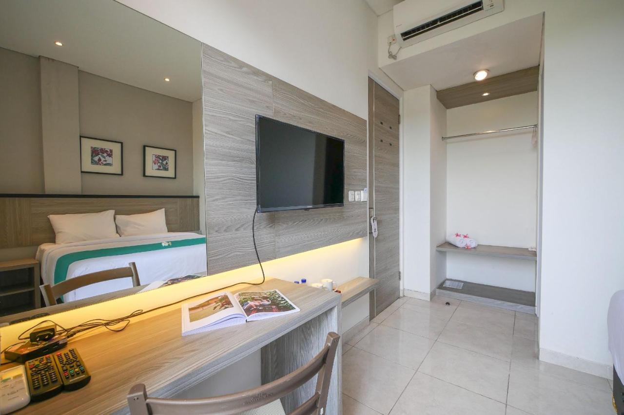 Nivasa Hotel 乌干沙 外观 照片